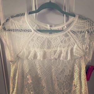 NWT Lace top size junior L